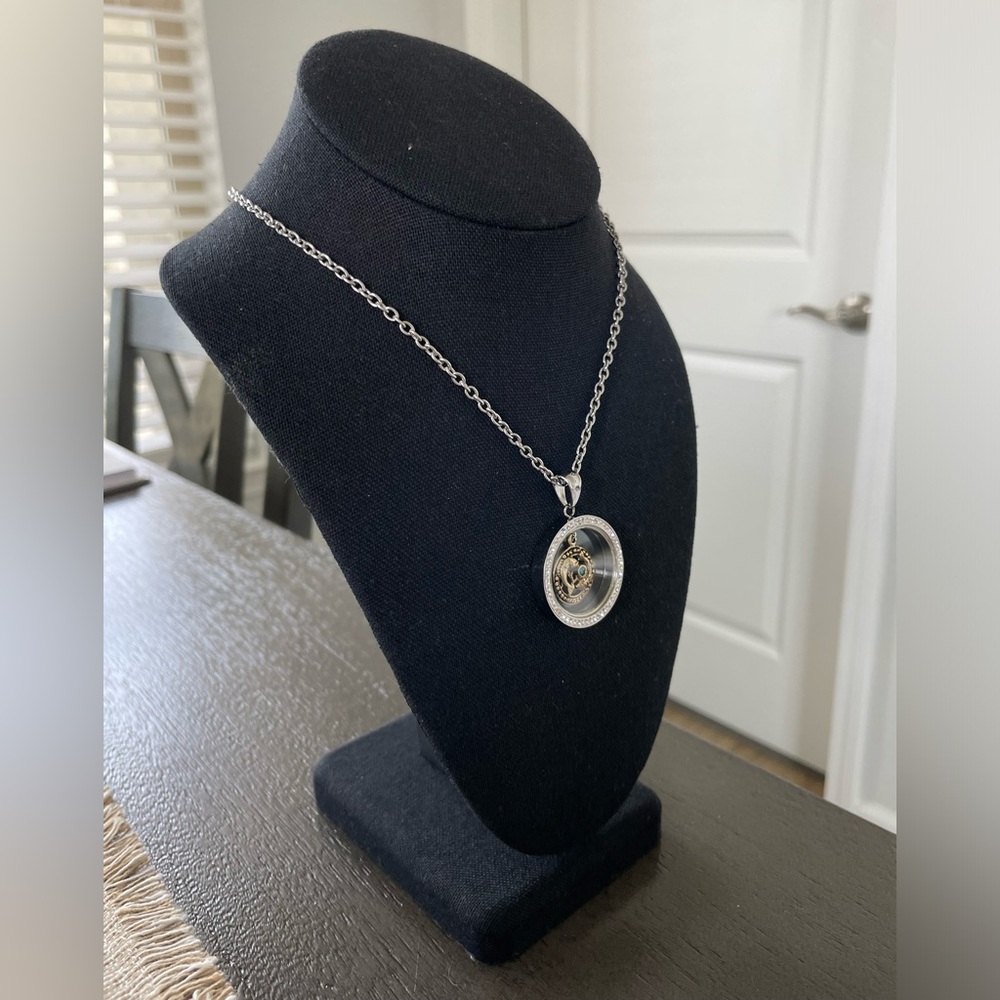 Aquamarine and White Sapphire Necklace. | Silver & Gold